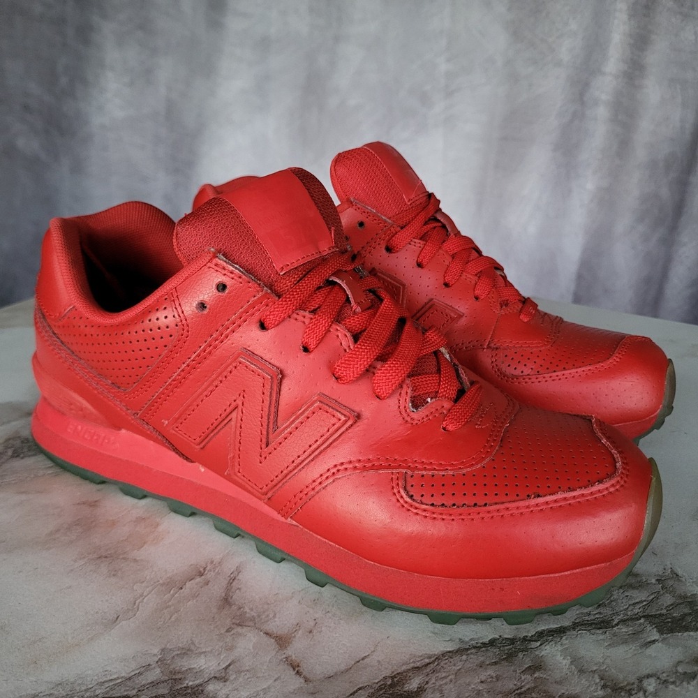 New Balance 574 TRIPPLE RED Men's Size 9